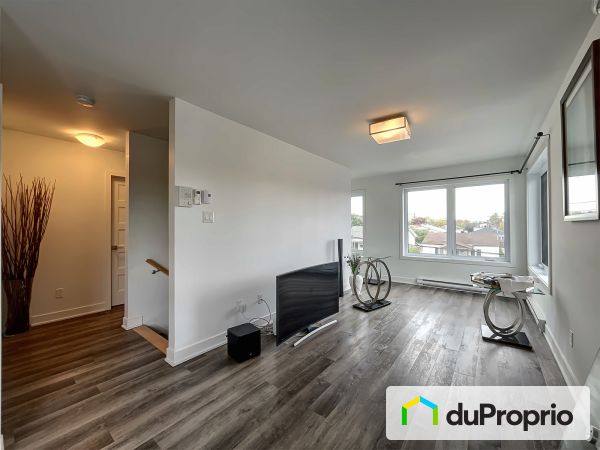 Salle de séjour - 535-537-539, rue Poupart, La Prairie à vendre