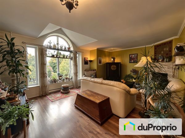 Salon du logement - 2346, boulevard des Seigneurs, Terrebonne (Terrebonne) à vendre