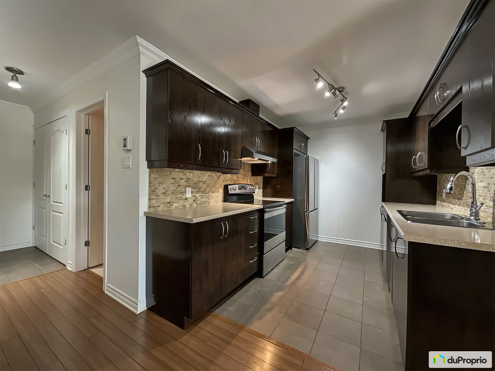 5 6410 Rue Bernard Racicot — photo 3