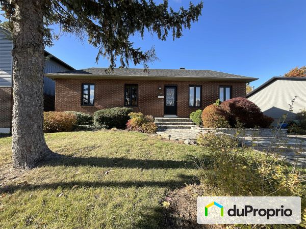 2244, rue Sanguinet, Varennes à vendre