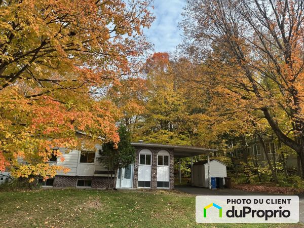 15 rue Bruce, Bromont for sale