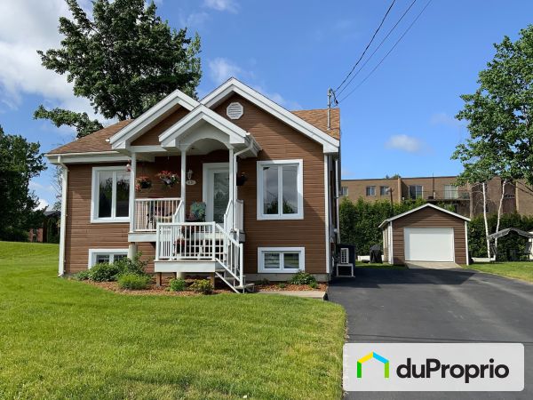 1130, avenue des Dahlias, Bécancour (Ste-Angèle) à vendre