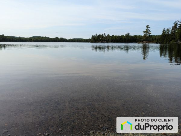 Lake -  avenue des Capucins, Chertsey for sale