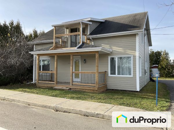 1513, boulevard du Sacré-Coeur, St-Félicien for sale