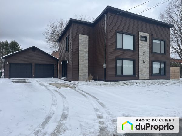 Winter Front - 216 rue Ménard, Sherbrooke (Deauville) for sale