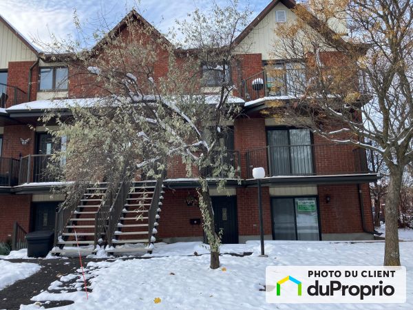 1-14 rue de la Fondrière, Gatineau (Hull) à vendre