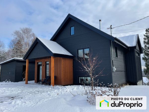 36 rue Bérubé, St-Ferréol-les-Neiges à vendre