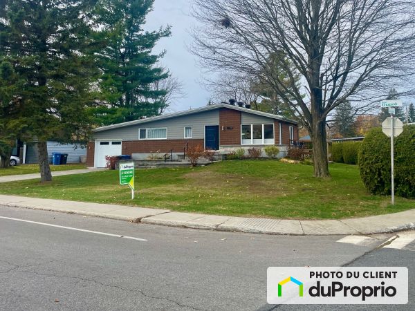 178 rue Dupré, Beloeil for sale