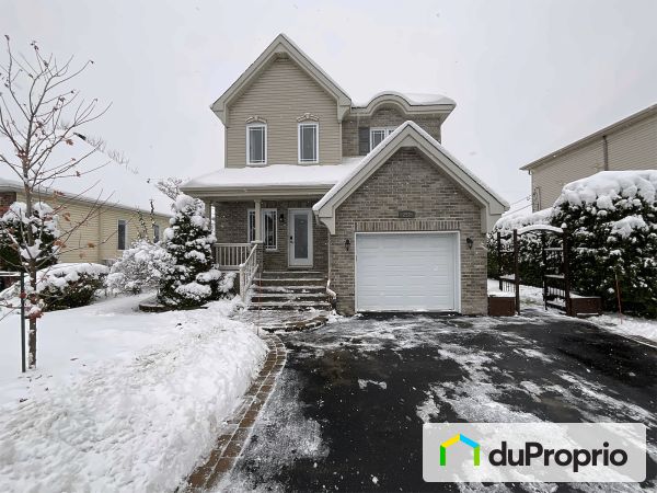 252 rue des Échevins, St-Jean-sur-Richelieu (St-Luc) for sale
