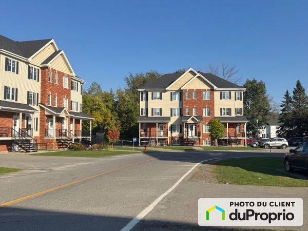 2-3, rue Bissonnette, Les Côteaux à vendre