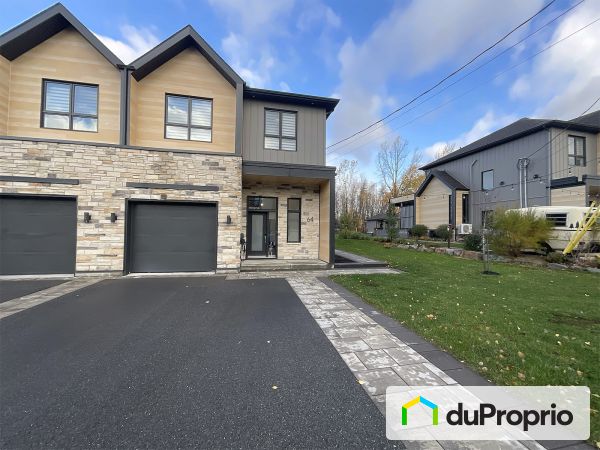 64 rue des Cerisier, Bromont for sale