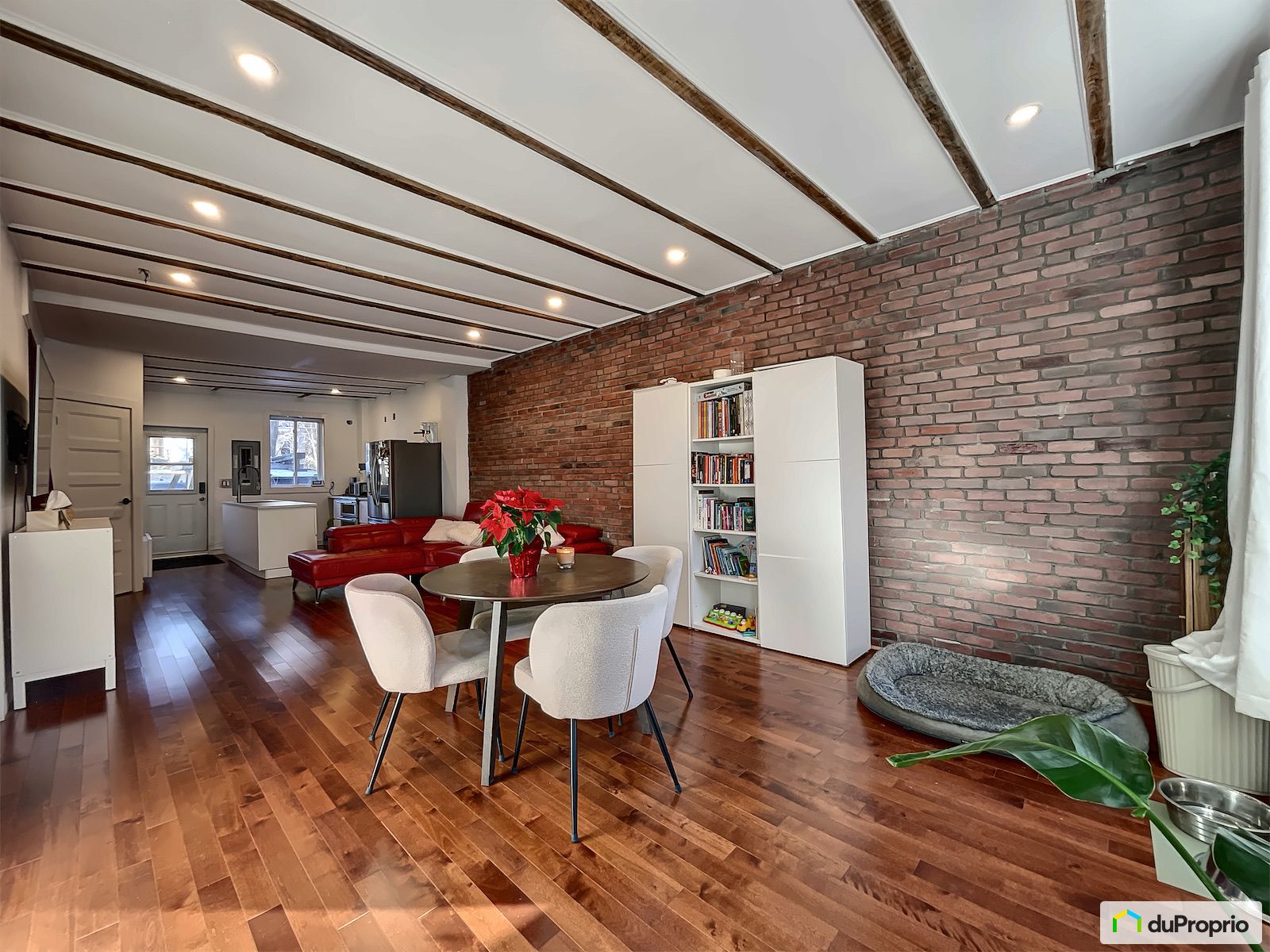 71 73 75 79 Rue Troy — photo 3
