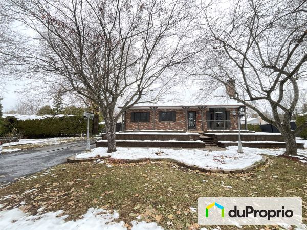 157 rue des Cèdres, St-Eustache for sale