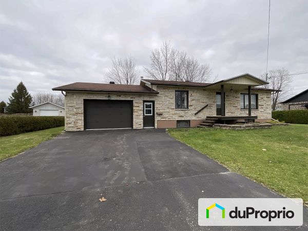 21 rue Saint-Hubert, St-Severin for sale