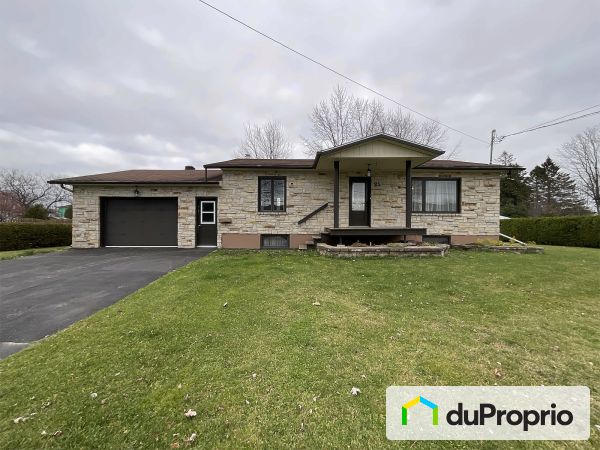 21, rue Saint-Hubert, St-Severin à vendre