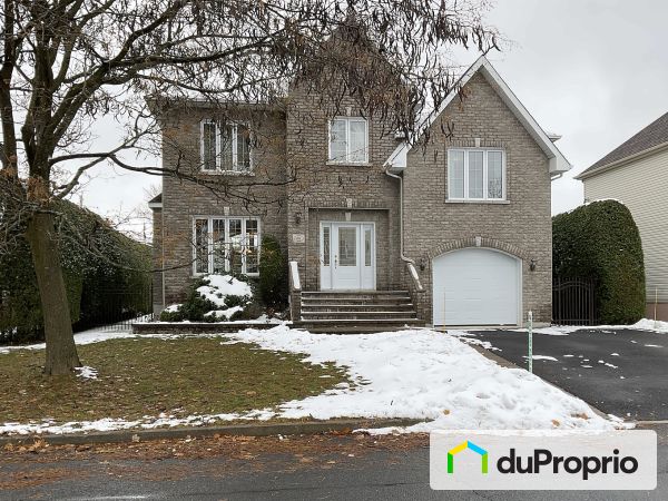 108, rue des Tilleuls, St-Basile-Le-Grand à vendre