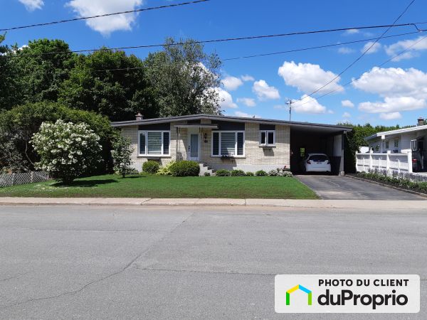 412, rue Papineau, Granby à vendre