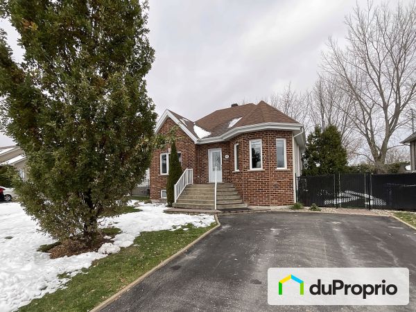 2367, rue du Pont, Marieville à vendre