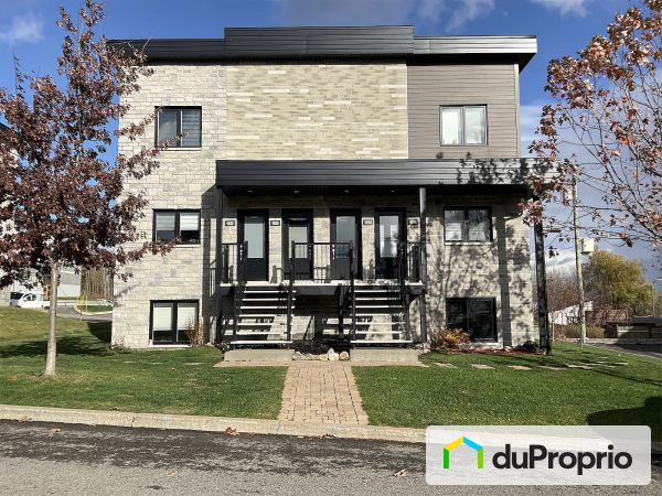 1022 rue Olivier-Roy, Charlesbourg for sale