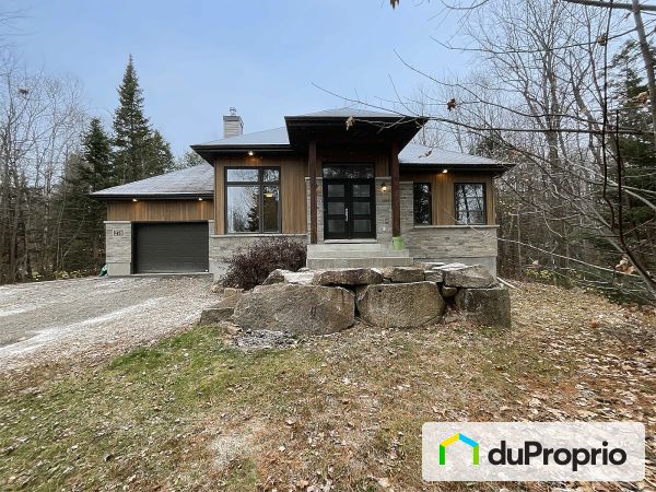 278 rue des Grand Pics, St-Colomban for sale