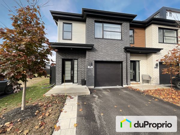 18180, rue de Chenonceau, Mirabel (Domaine-Vert Nord) à vendre