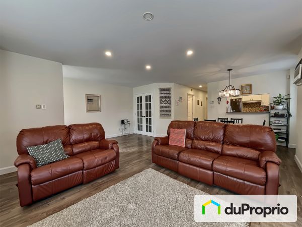 1252, rue Notre-Dame-de-Fatima, Pont-Viau à vendre