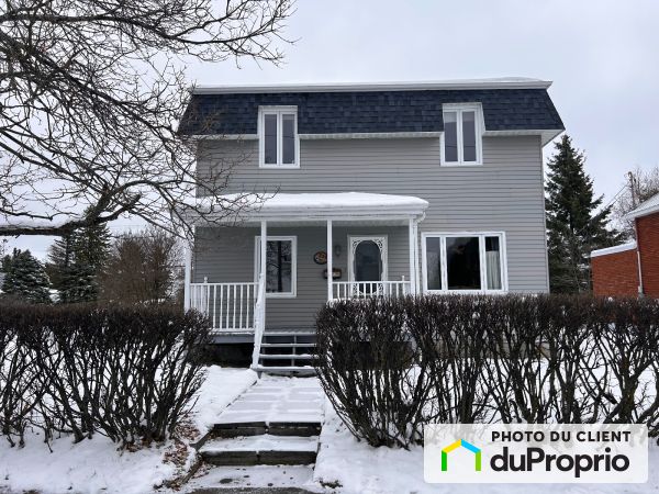 232, rue Principale Nord, Amos à vendre