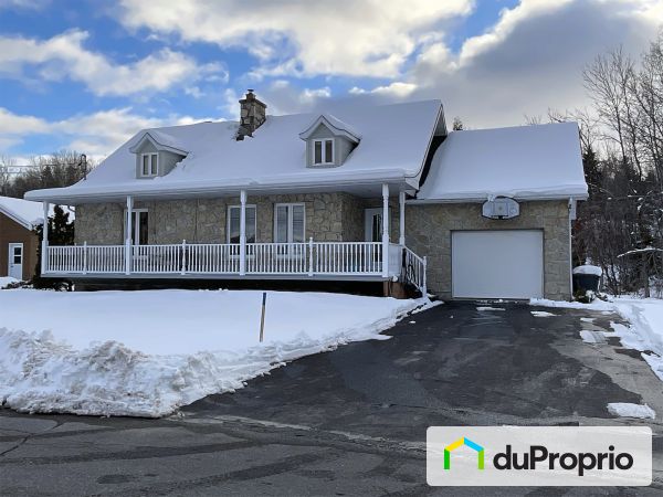 1582 chemin de Villebois, Alma for sale