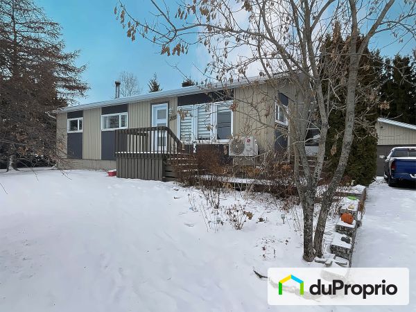 2089, route 132 est, Rimouski (Le Bic) à vendre
