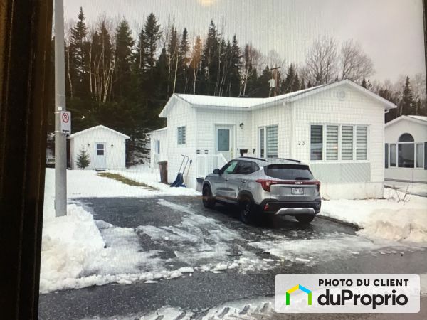 23, avenue La Fontaine, Baie-Comeau à vendre