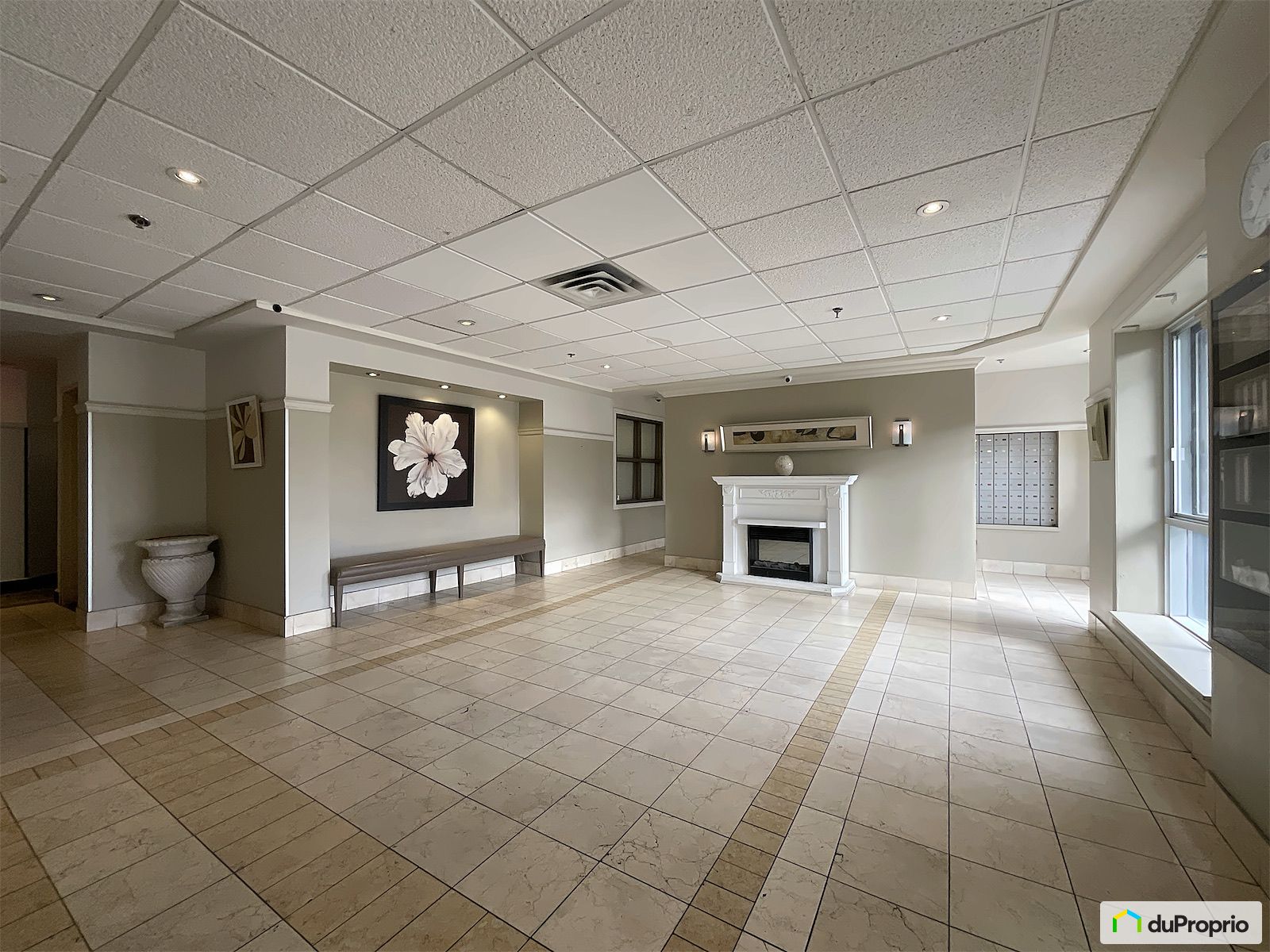 719 7680 Boulevard Marie Victo — photo 3