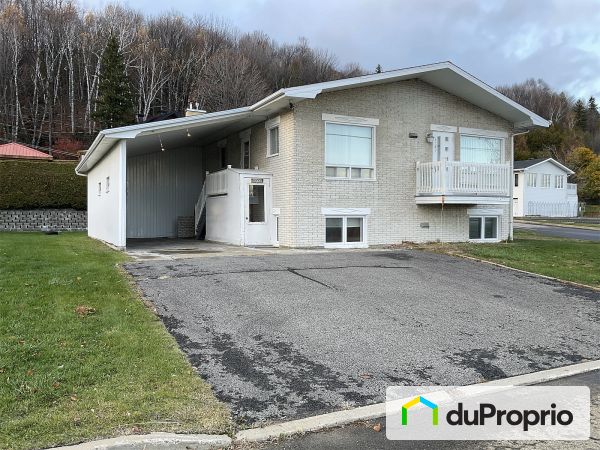 5751-5753 rue Dugal, Boischatel à vendre