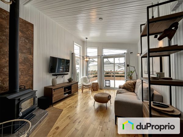 844 chemin du Havre-des-Monts, St-Sauveur for sale