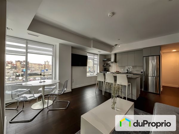 Salon - 200-40, rue Jos-Montferrand, Gatineau (Hull) à vendre