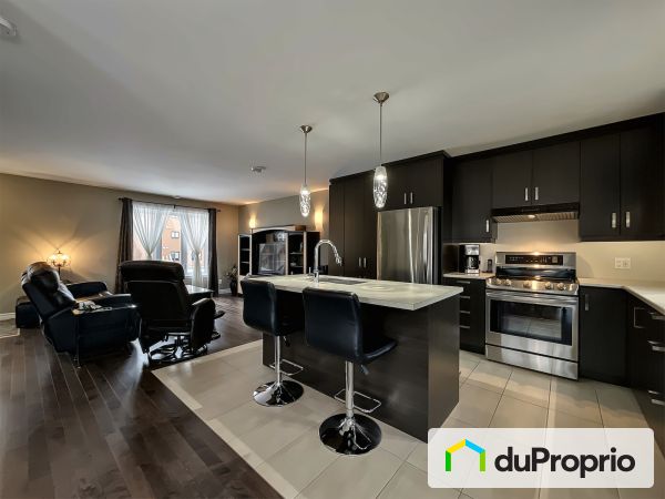 68, rue Lamontagne, St-Apollinaire à vendre