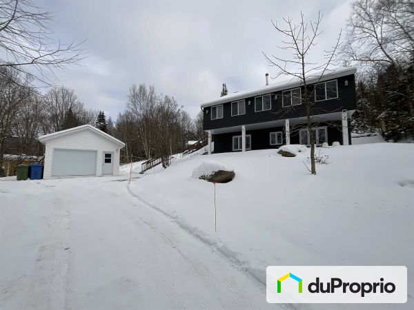62 chemin de la Passerelle, Lac-Beauport for sale