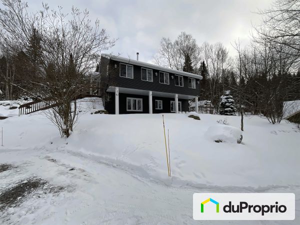 62 chemin de la Passerelle, Lac-Beauport for sale