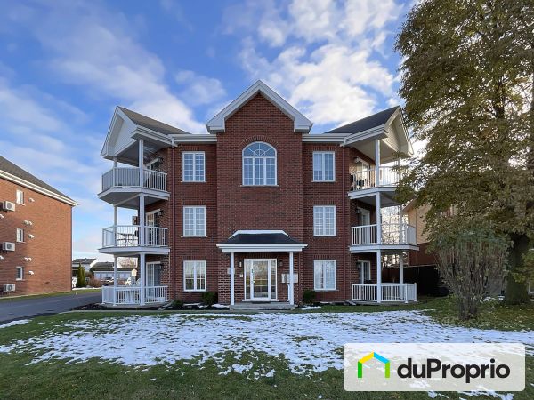 2-1125, rue Bernier, St-Jean-sur-Richelieu (St-Luc) à vendre