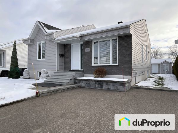 9585, rue Maurice-Bellemare, Neufchatel à vendre