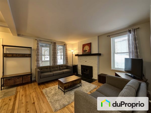 Living Room - 6-7 rue de Mercier, Bromont for sale