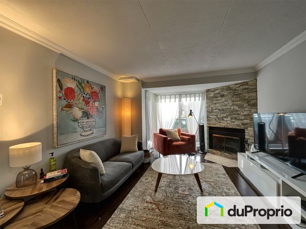 101-1007, Jean-Paul Vincent, Longueuil (Vieux-Longueuil) à vendre