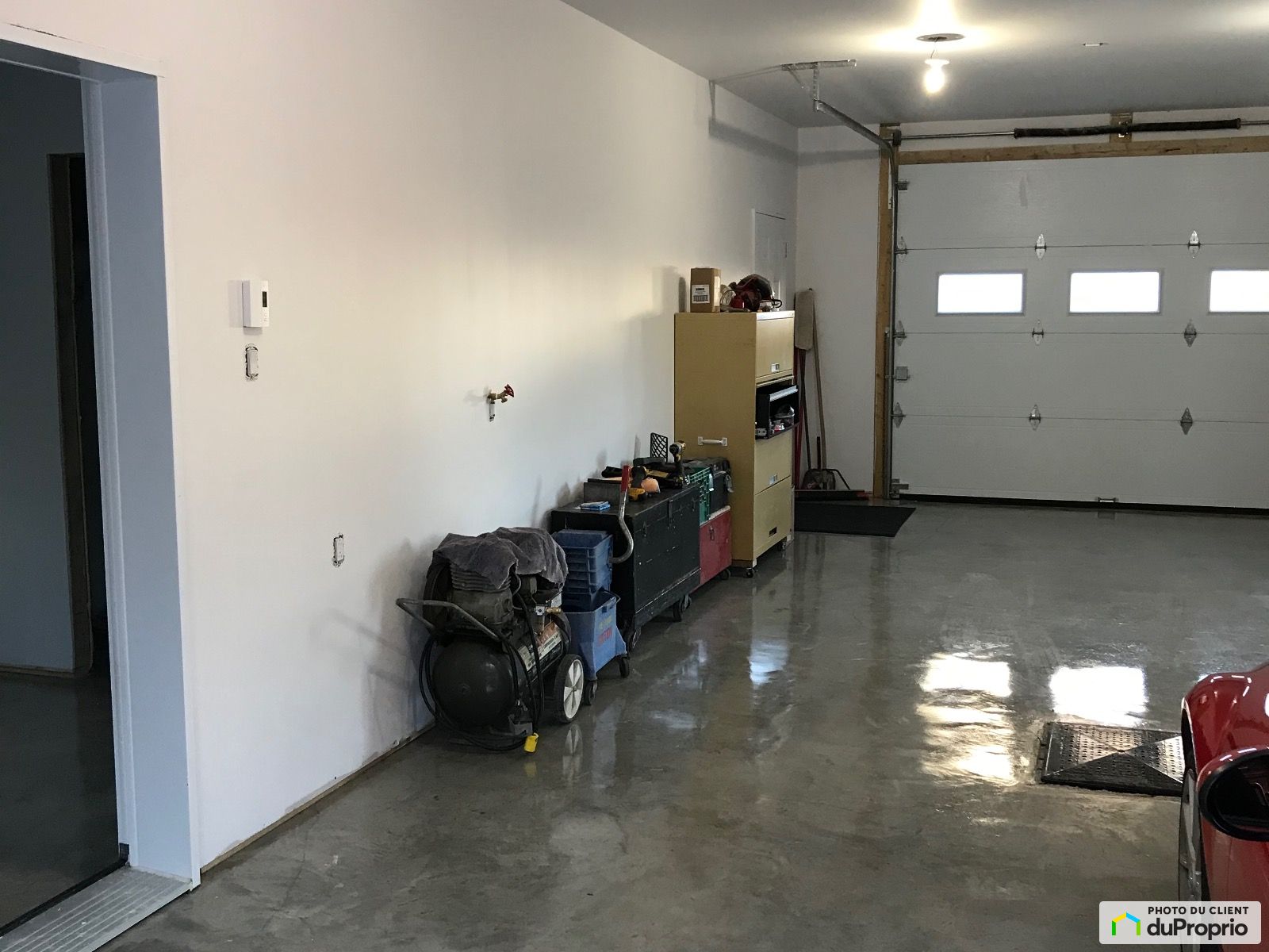 101 48E Avenue — photo 2