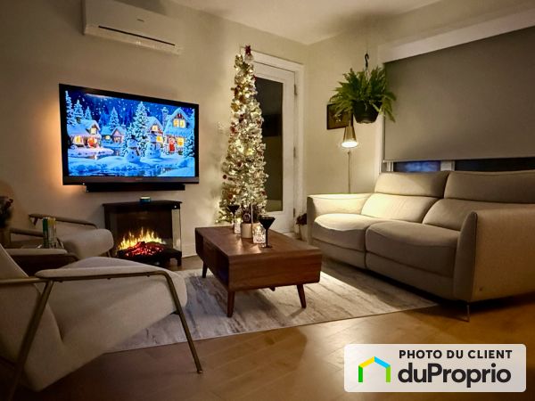 211-219 rue Maria, Le Sud-Ouest for sale