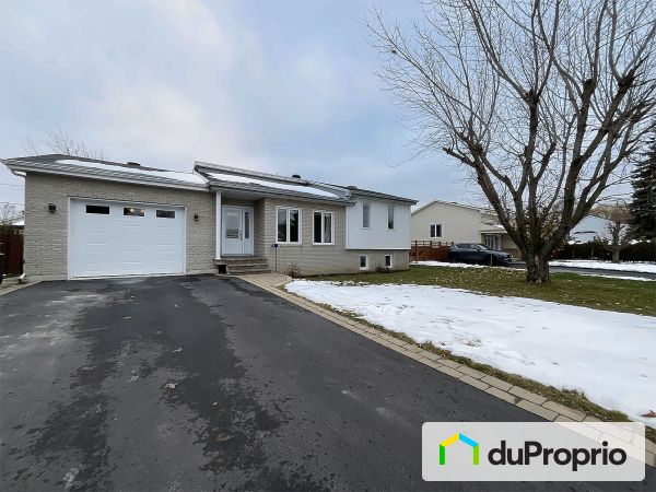 200, rue Bellefleur, St-Constant à vendre