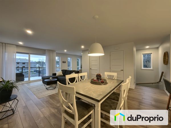 303-94, rue Albert-Millaire, Cowansville à vendre