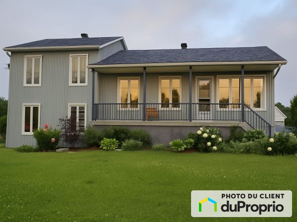 210-220, route Madoc, Chicoutimi (Canton Tremblay) à vendre