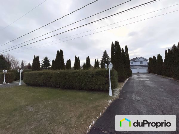 82, rue Henri, Rivière-Beaudette à vendre