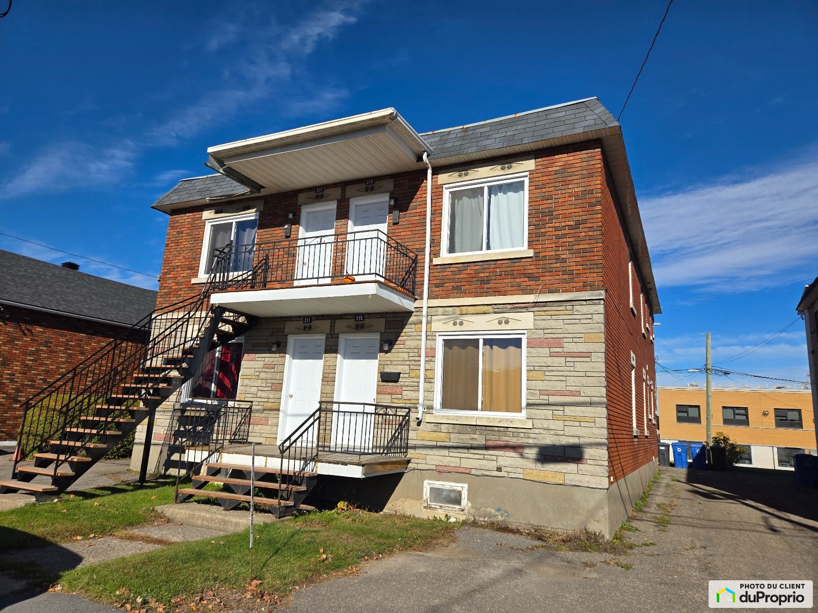211 215 217 219 Rue Giguere — photo 1