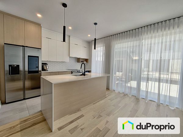 234, rue Laguerrier, Ste-Rose à vendre