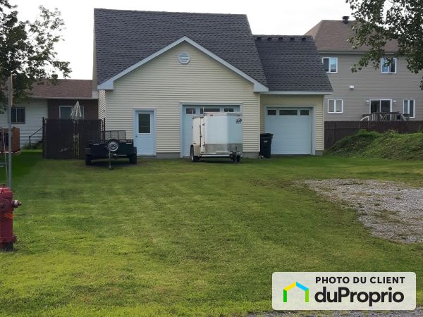 3510 rue Lareau, Carignan for sale